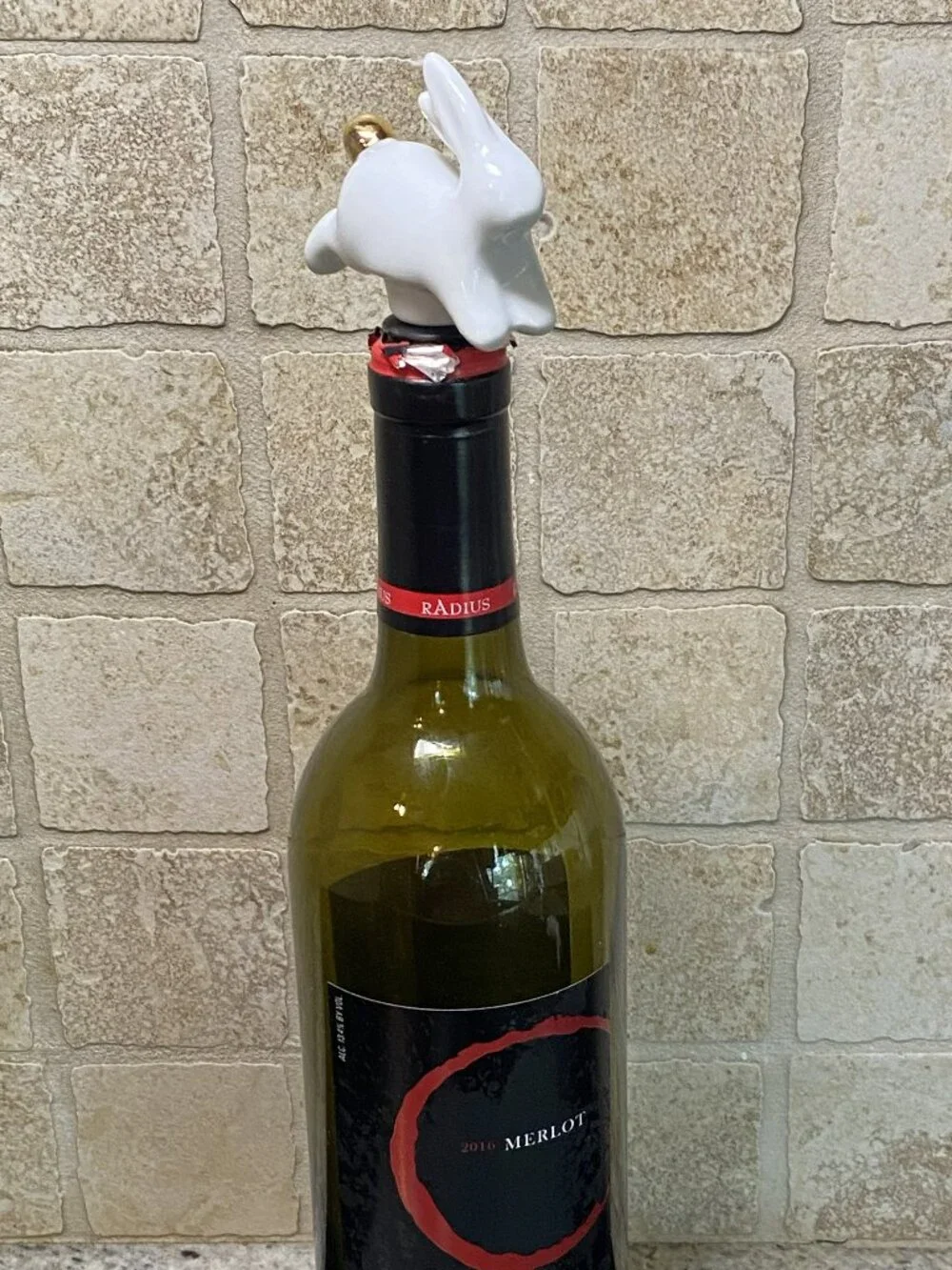 Whimsical Threshold White Glazed Bunny Wine Bottle Stopper with Gold Accent